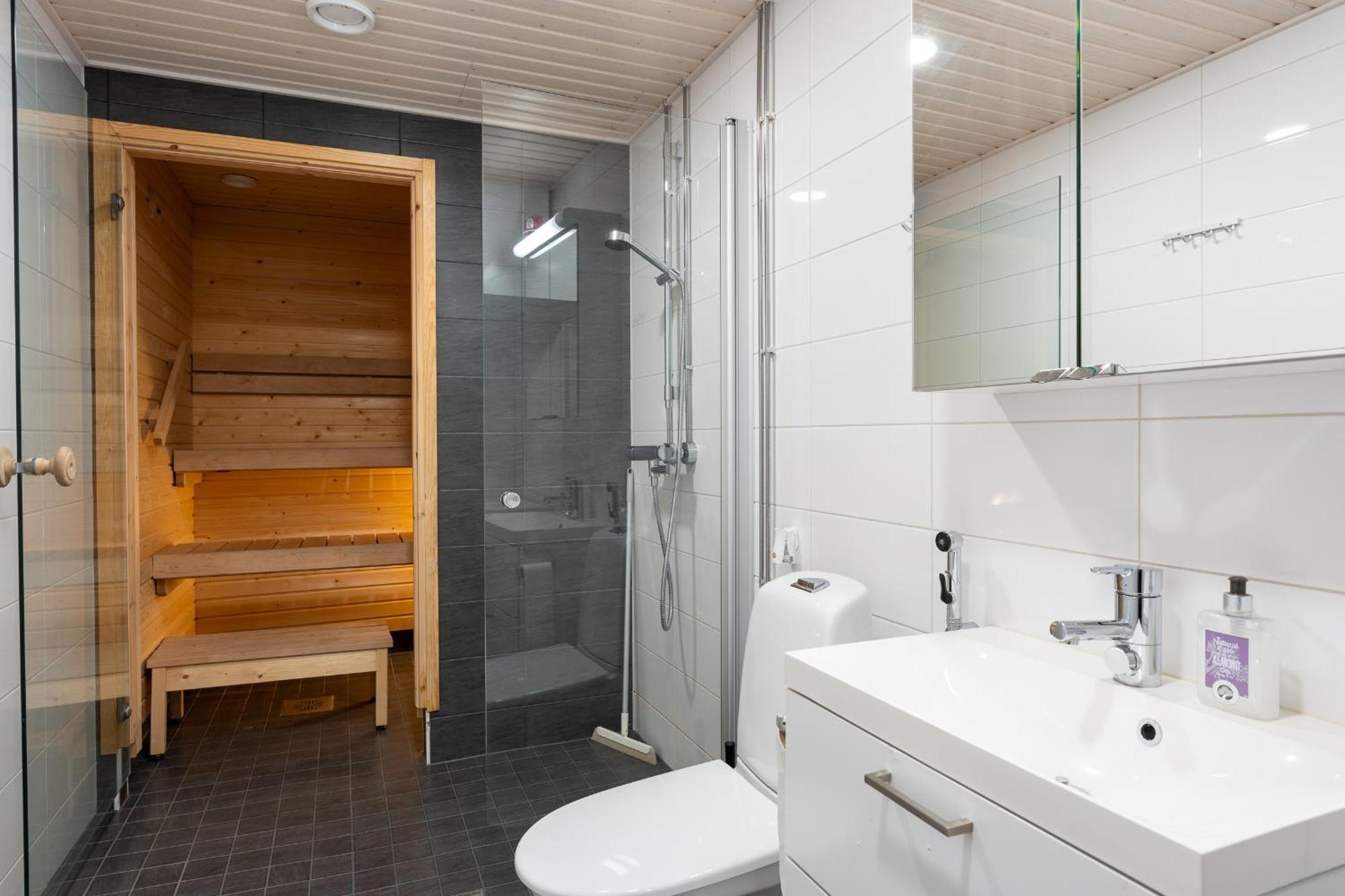 וואנטאה Easy Stay Rooms & Apartments Near Airport מראה חיצוני תמונה